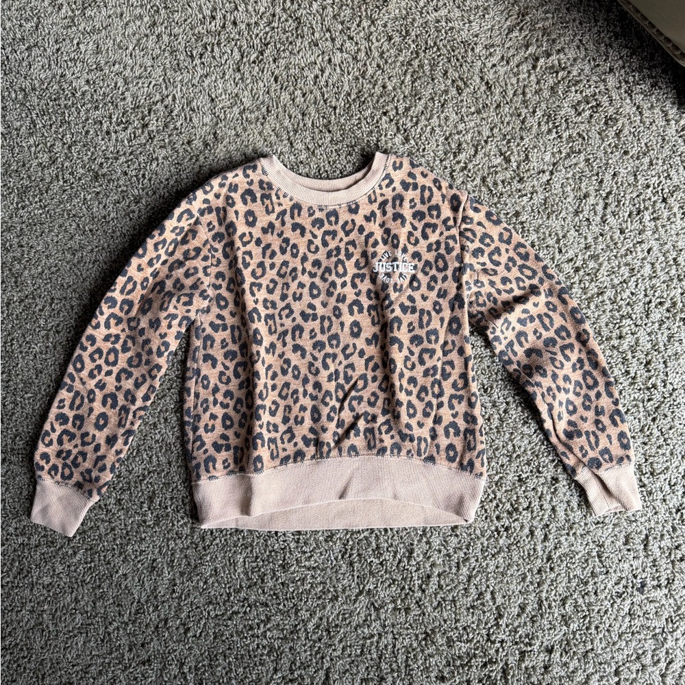 Justice Leopard Print Sweatshirt - size XS (6)
